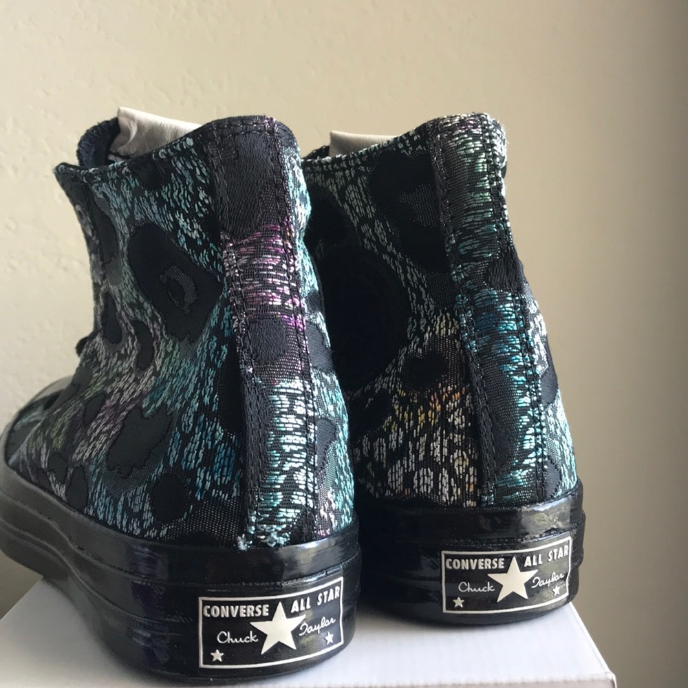 CONVERSE CHUCK TAYLOR WOMENS HI TOPS SHOES - Picture 7 of 8